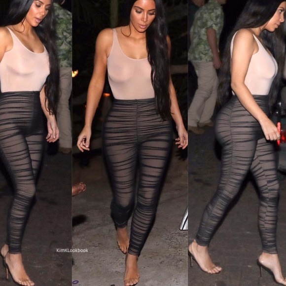 Fashion Nova Pants - Fashion Nova jumpsuit- L